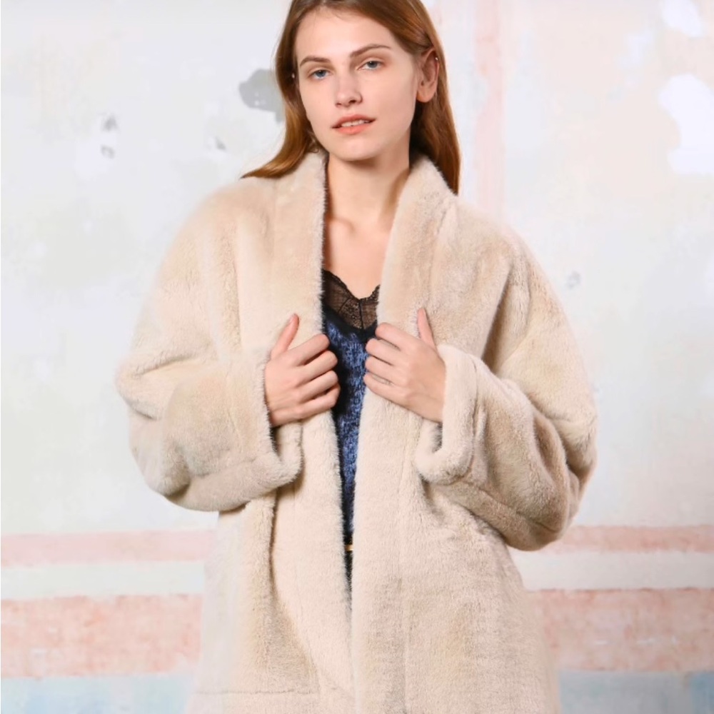 Elegant Cream Faux Fur Coat